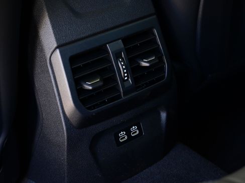 Used 2026 BMW 228i w/ Technology Package image 28