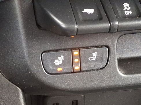 Used 2019 Chevrolet Colorado Z71 image 24