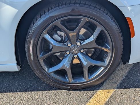 Used 2022 Chrysler 300 S w/ Safetytec Plus Group image 10