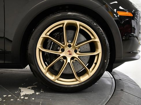 New 2026 Porsche Cayenne Turbo GT AWD/4WD image 18