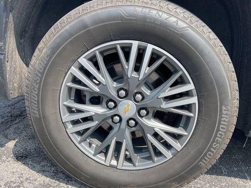 Used 2024 Chevrolet Traverse LS w/ LPO, Floor Liner Package AWD/4WD image 21