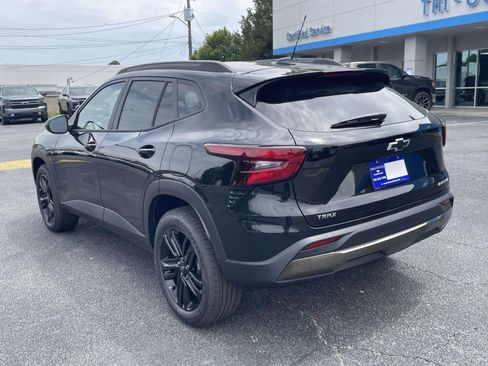 New 2026 Chevrolet Trax ACTIV w/ Driver Confidence Package FWD image 3