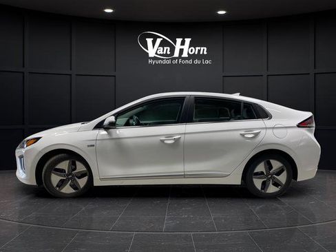 Used 2020 Hyundai Ioniq SEL FWD image 4