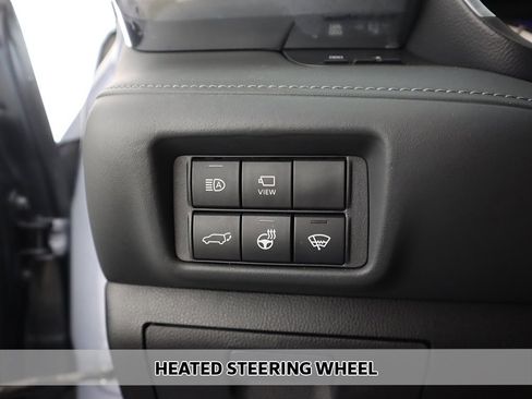 Used 2022 Toyota Highlander Platinum image 10