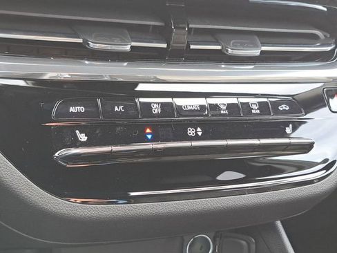 New 2026 Buick Envista Sport Touring FWD image 24