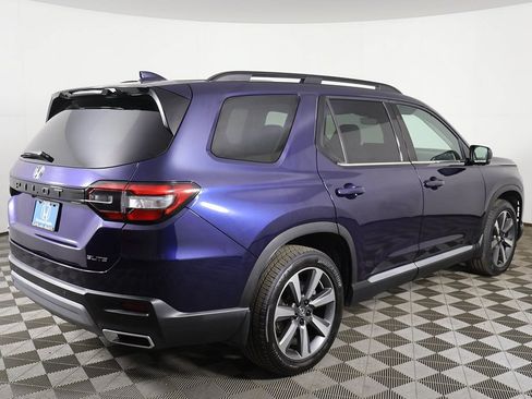 Used 2023 Honda Pilot Elite image 15