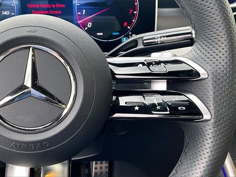 Used 2024 Mercedes-Benz CLE 450 4MATIC Cabriolet image 21