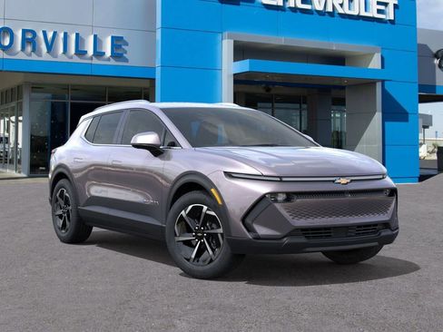 New 2026 Chevrolet Equinox EV LT image 7