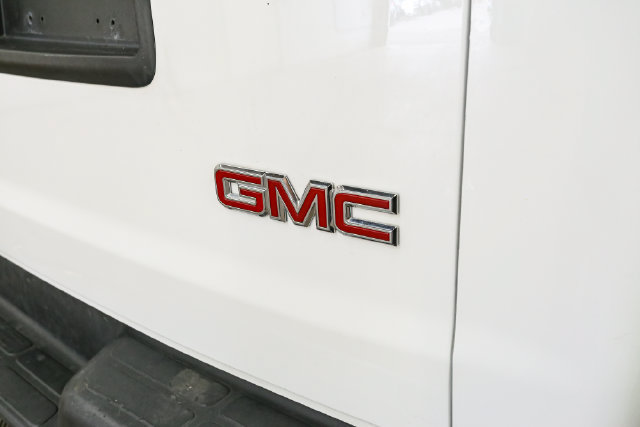 Used 2025 GMC Savana 2500 w/ Driver Convenience Package RWD image 10