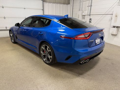 Used 2018 Kia Stinger GT2 AWD/4WD image 7