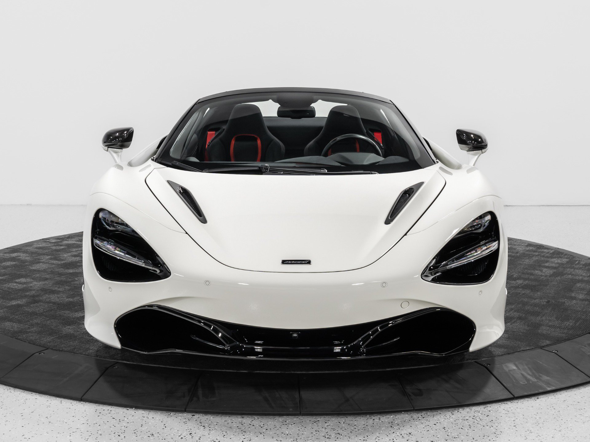 Used 2021 McLaren 720S Performance RWD image 14