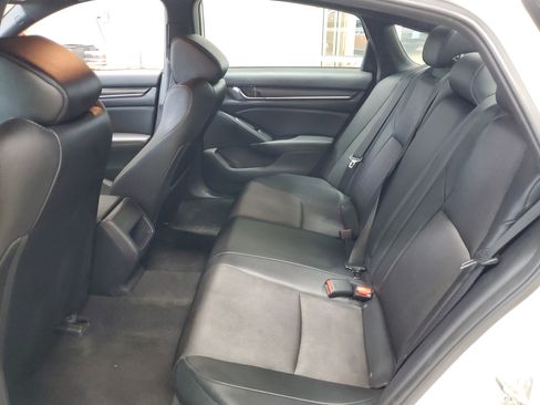 Used 2020 Honda Accord Sport image 10