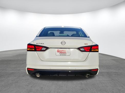 New 2025 Nissan Altima 2.5 SR w/ SR Premium Package image 6