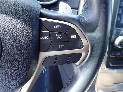 Used 2015 Jeep Grand Cherokee Laredo w/ Quick Order Package 23E AWD/4WD image 15