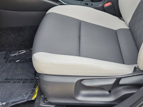 Used 2023 Toyota Corolla LE image 24
