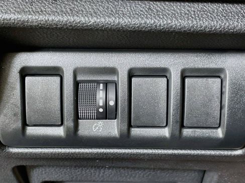 Used 2024 Subaru Outback Premium AWD/4WD image 14