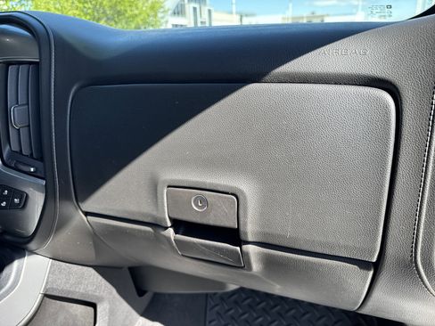 Used 2018 Chevrolet Silverado 1500 LTZ Z71 AWD/4WD image 21