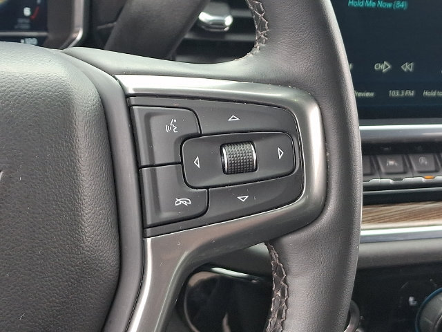 Used 2023 Chevrolet Silverado 1500 LT AWD/4WD image 8