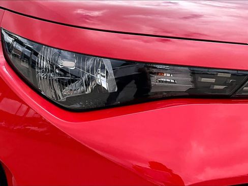 Certified 2025 Kia Soul EX FWD image 27