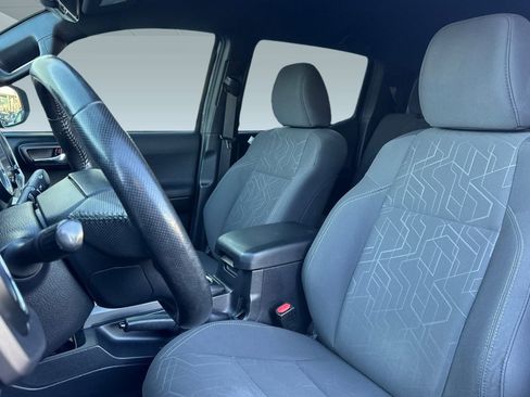 Used 2017 Toyota Tacoma TRD Pro image 22