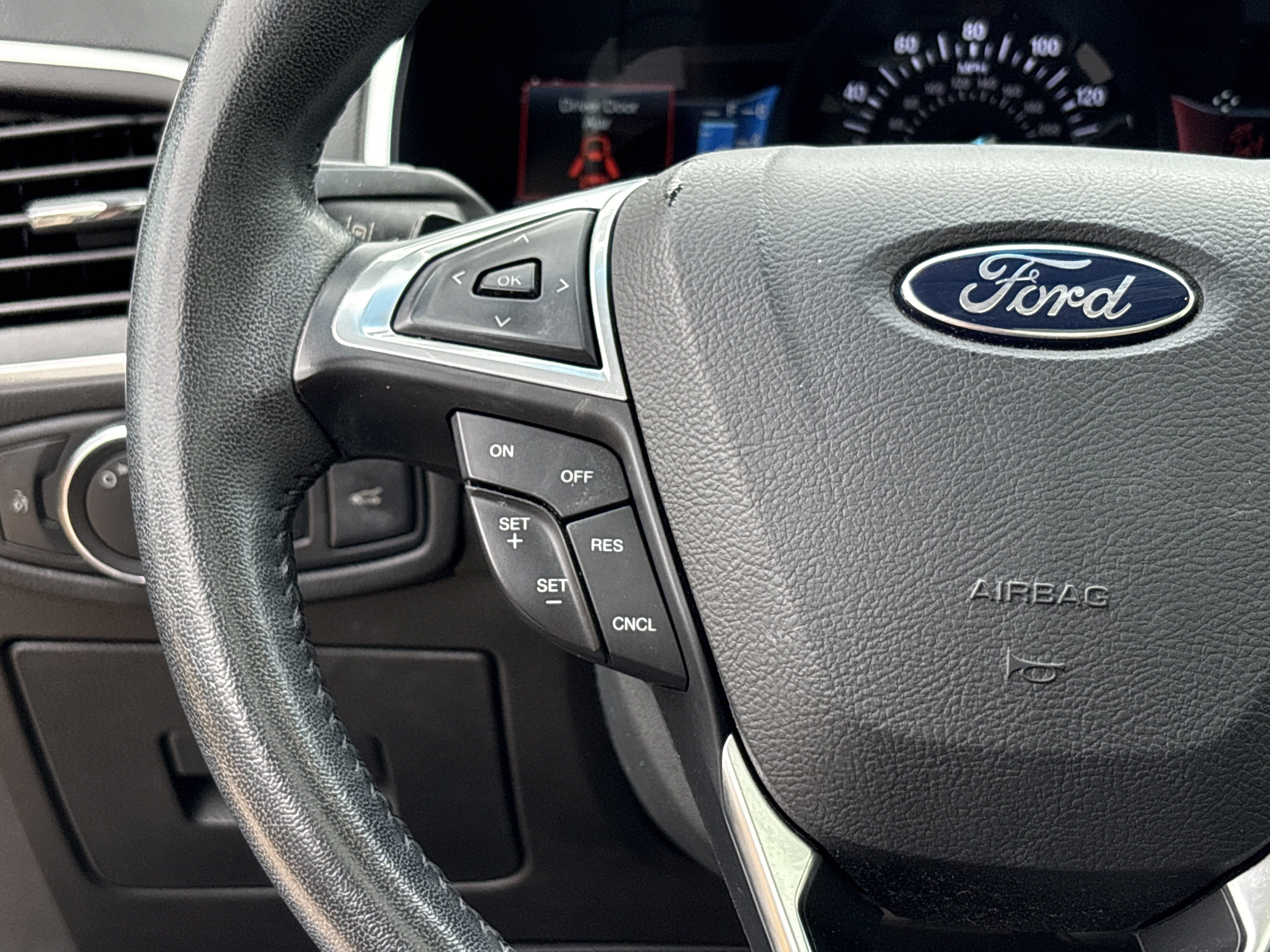 Used 2015 Ford Edge Sport w/ Equipment Group 401A FWD image 27