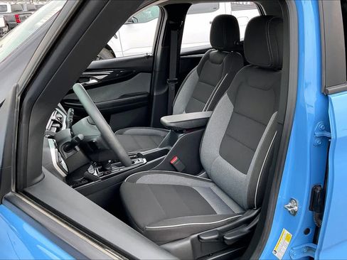 Used 2024 Chevrolet TrailBlazer LT w/ Driver Confidence Package image 7