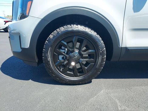 Used 2025 Kia Telluride SX Prestige X-Pro AWD/4WD image 10