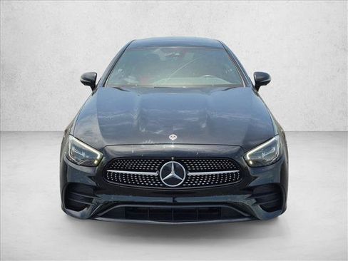Used 2022 Mercedes-Benz E 450 Coupe image 2