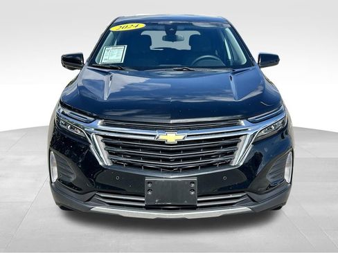 Used 2024 Chevrolet Equinox LT AWD/4WD image 2