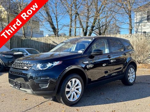Used 2017 Land Rover Discovery Sport SE image 2