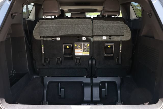 Used 2023 Toyota Sienna XSE FWD image 33