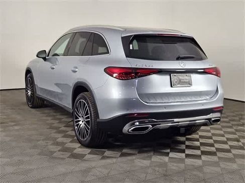 Certified 2025 Mercedes-Benz GLC 300 4MATIC image 3