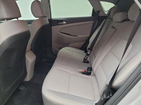 Used 2019 Hyundai Tucson Value AWD/4WD image 18