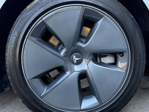 Used 2022 Tesla Model 3 Long Range image 18