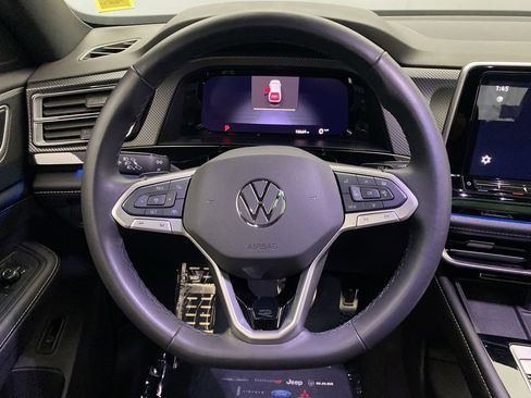 Used 2024 Volkswagen Atlas Cross Sport SEL Premium R-Line AWD/4WD image 16