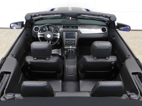 Used 2013 Ford Mustang GT Premium w/ Electronics Pkg RWD image 50