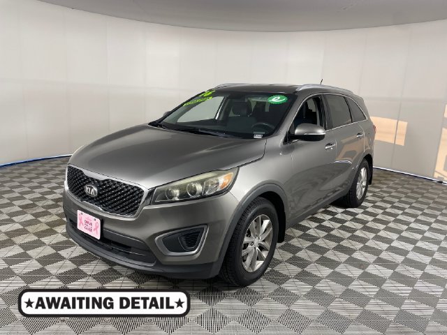 Used 2016 Kia Sorento LX FWD image 1