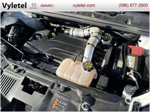 Certified 2022 Chevrolet Trax LT w/ LT Convenience Package image 8