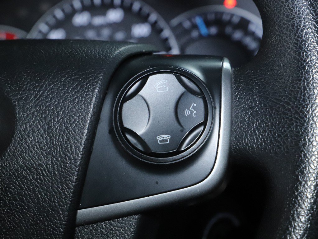 Used 2014 Toyota Camry LE FWD image 27