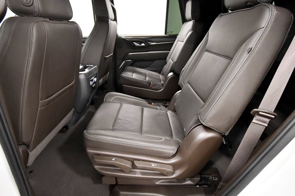 Used 2022 GMC Yukon Denali AWD/4WD image 15