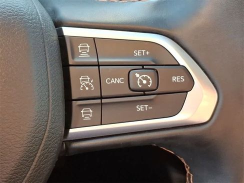 Used 2022 Jeep Compass Limited w/ Elite Group image 24