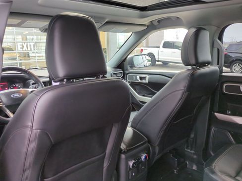 Certified 2023 Ford Explorer XLT w/ Equipment Group 202A image 23