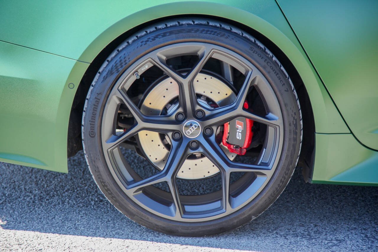 Used 2024 Audi RS 6 performance AWD/4WD image 10