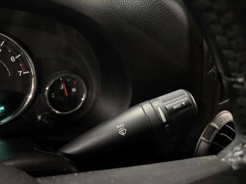 Used 2015 Jeep Wrangler Unlimited Sport w/ Quick Order Package 24S image 33