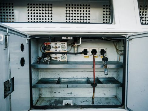 Used 2017 Mercedes-Benz Sprinter 3500 w/ Suspension Package II image 20