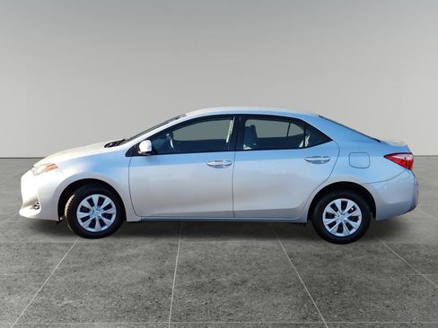 Used 2018 Toyota Corolla L image 4