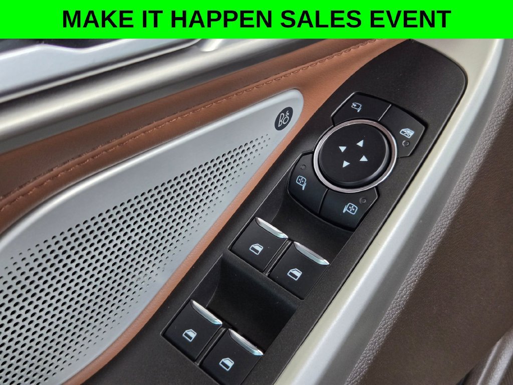 Used 2023 Ford Explorer King Ranch w/ Technology Package RWD image 12