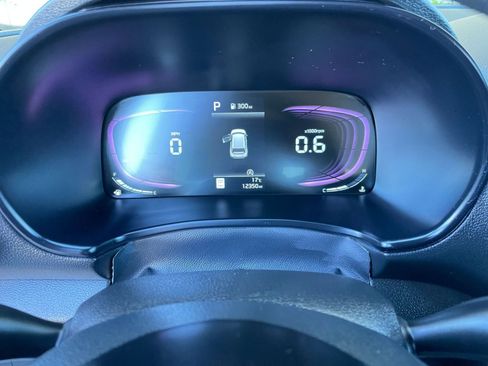 Used 2025 Kia Soul LX w/ LX Technology Package image 40