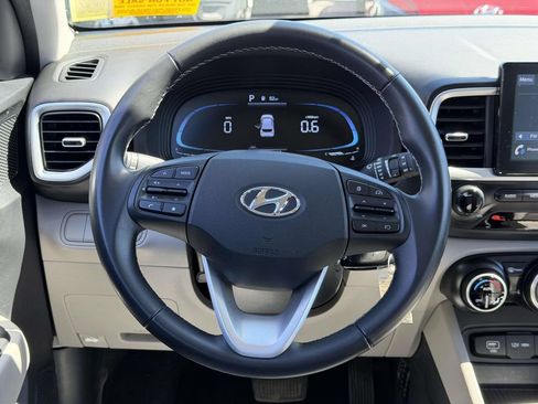 Certified 2023 Hyundai Venue SEL w/ Cargo Package FWD image 16