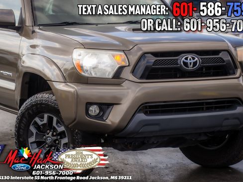 Used 2013 Toyota Tacoma PreRunner w/ TRD Sport Pkg image 3